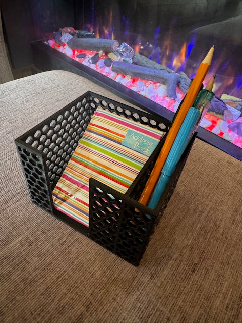 Note Block Stand With Pen Compartment